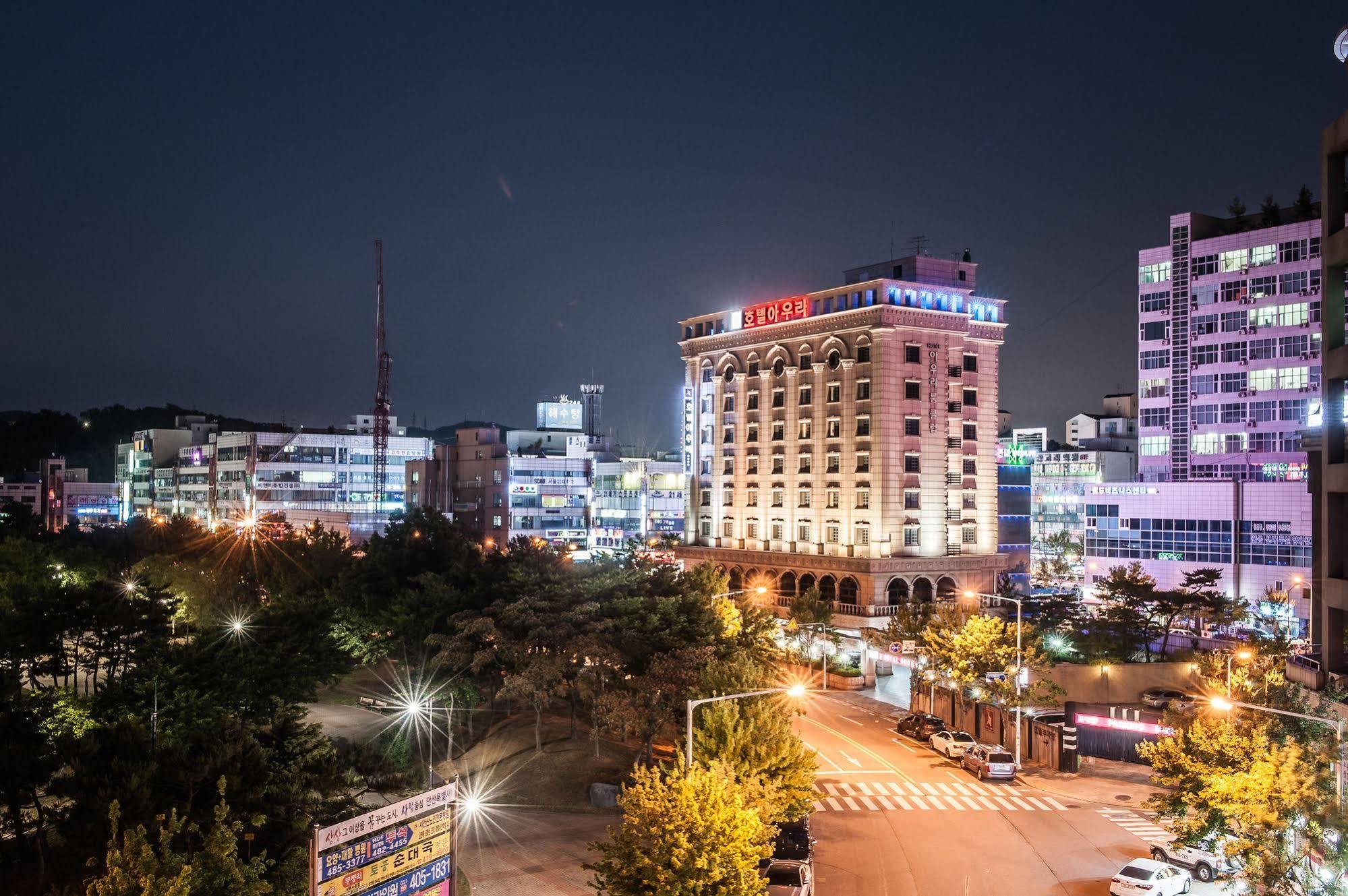 Aura Hotel Ansan Buitenkant foto