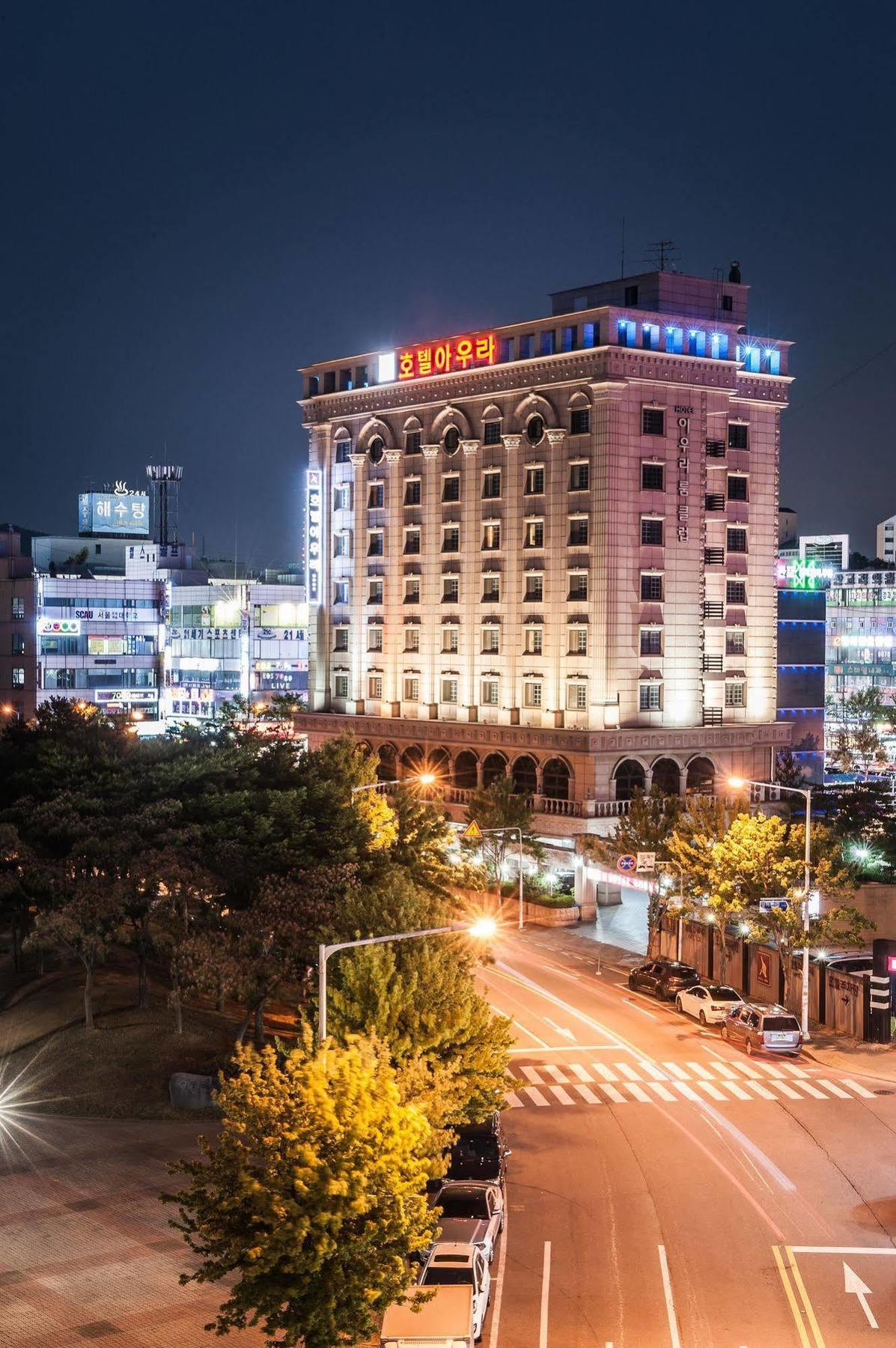Aura Hotel Ansan Buitenkant foto